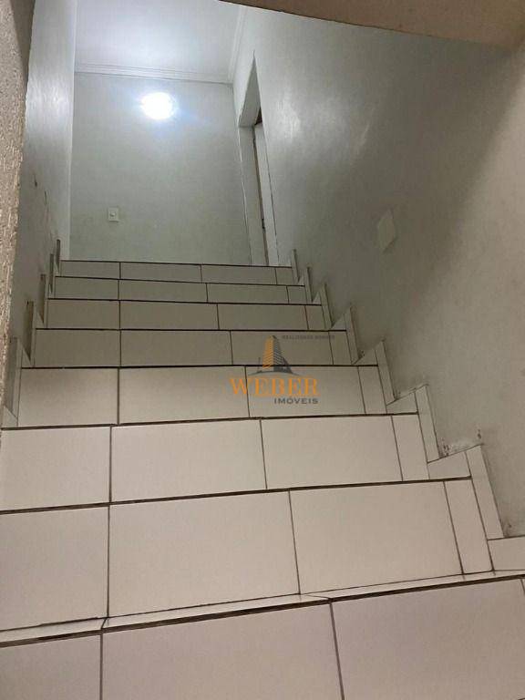 Sobrado à venda com 4 quartos, 300m² - Foto 13