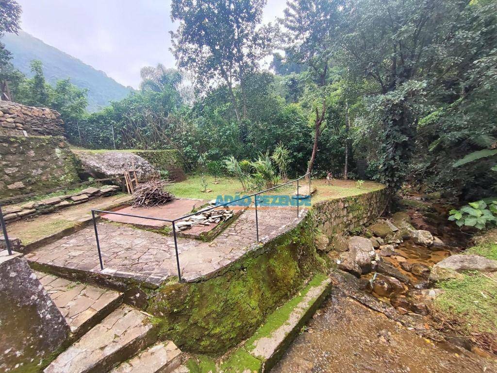 Casa à venda com 7 quartos, 281m² - Foto 6