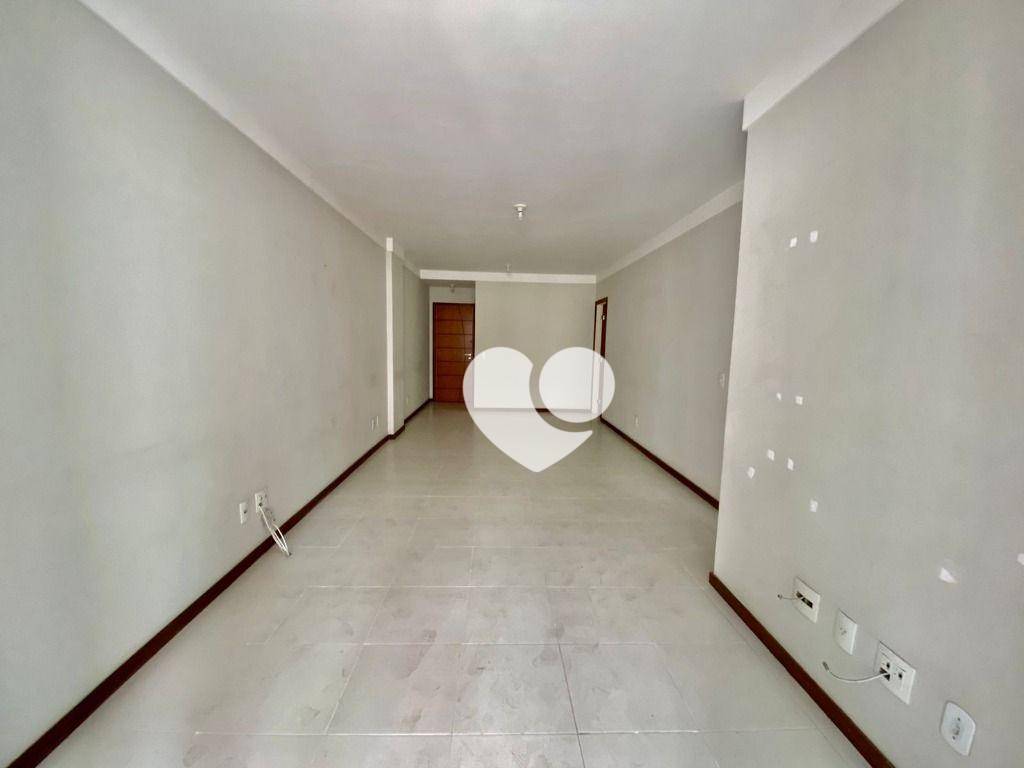 Apartamento à venda com 3 quartos, 100m² - Foto 3