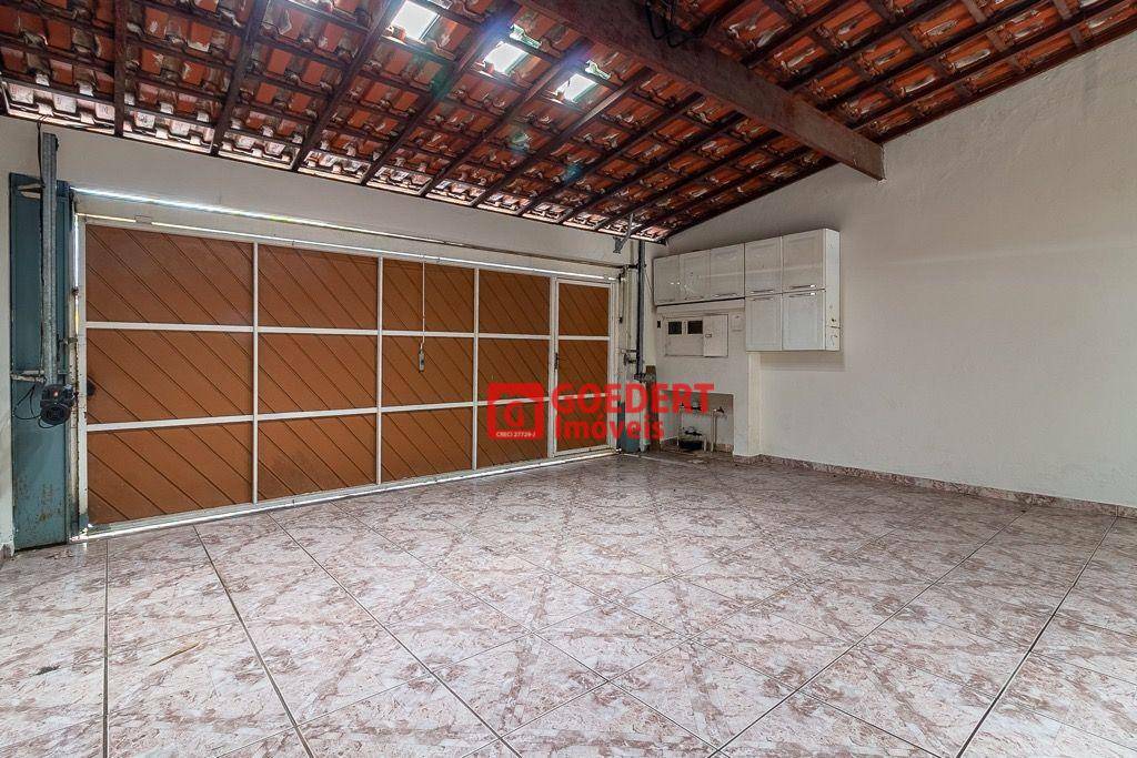 Sobrado à venda com 3 quartos, 196m² - Foto 4