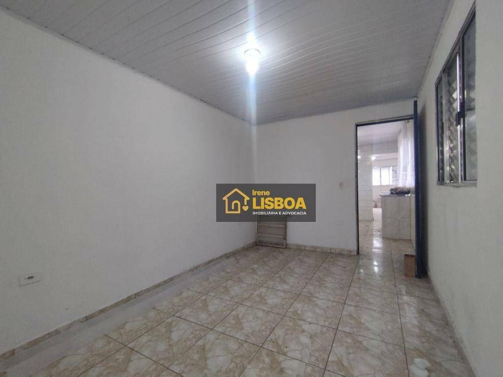 Casa para alugar com 1 quarto, 36m² - Foto 11