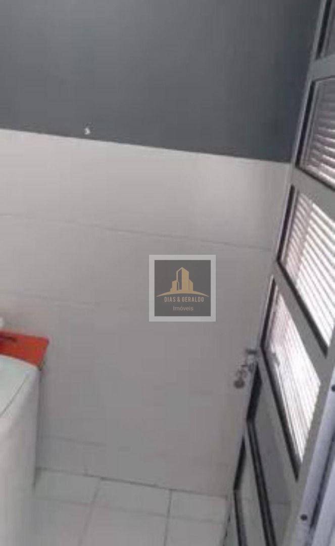 Apartamento à venda com 2 quartos, 43m² - Foto 8