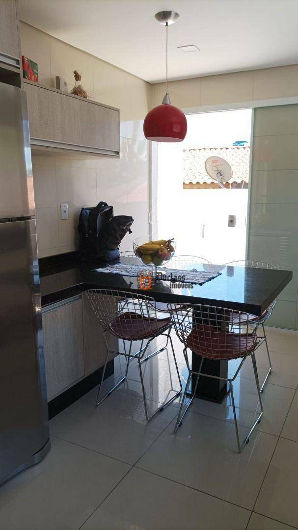 Sobrado à venda com 2 quartos, 79m² - Foto 4