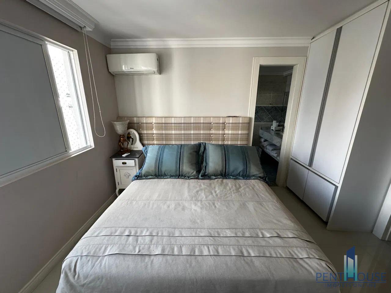 Apartamento à venda com 4 quartos, 249m² - Foto 8