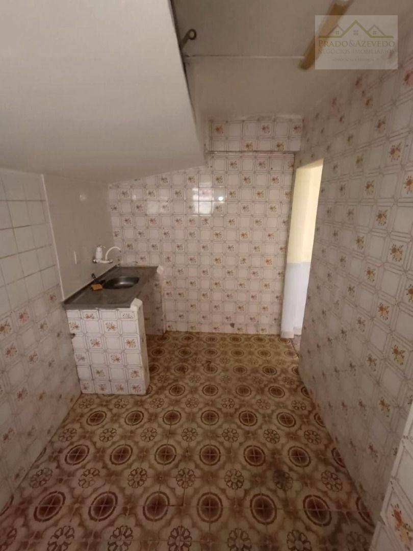 Casa para alugar com 1 quarto, 25m² - Foto 7