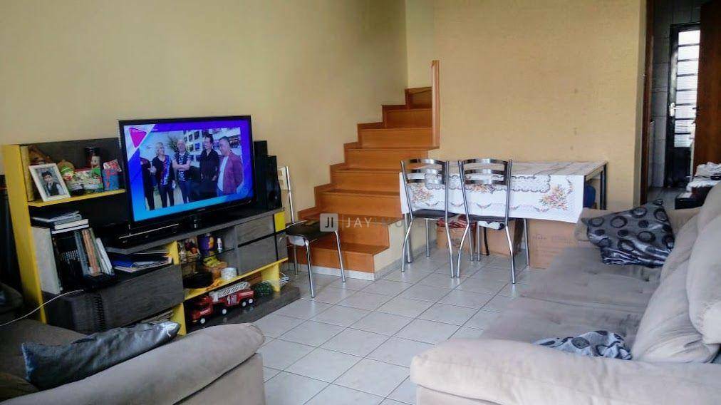 Sobrado à venda com 2 quartos, 68m² - Foto 3