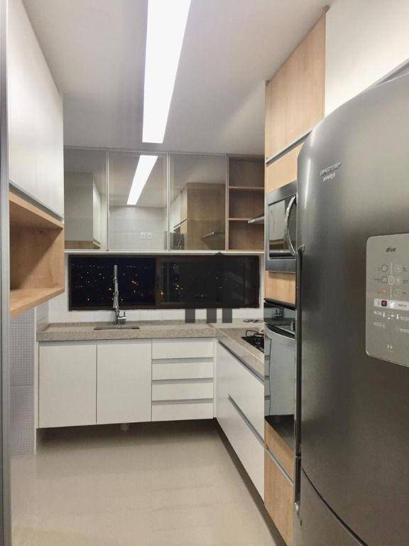 Apartamento à venda com 3 quartos, 134m² - Foto 25