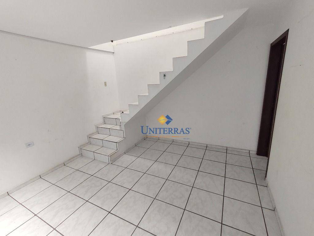 Apartamento para alugar com 2 quartos, 64m² - Foto 3