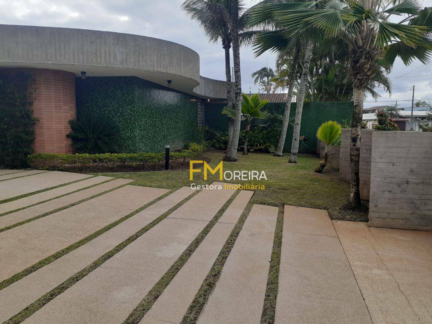 Casa à venda com 4 quartos, 350m² - Foto 9