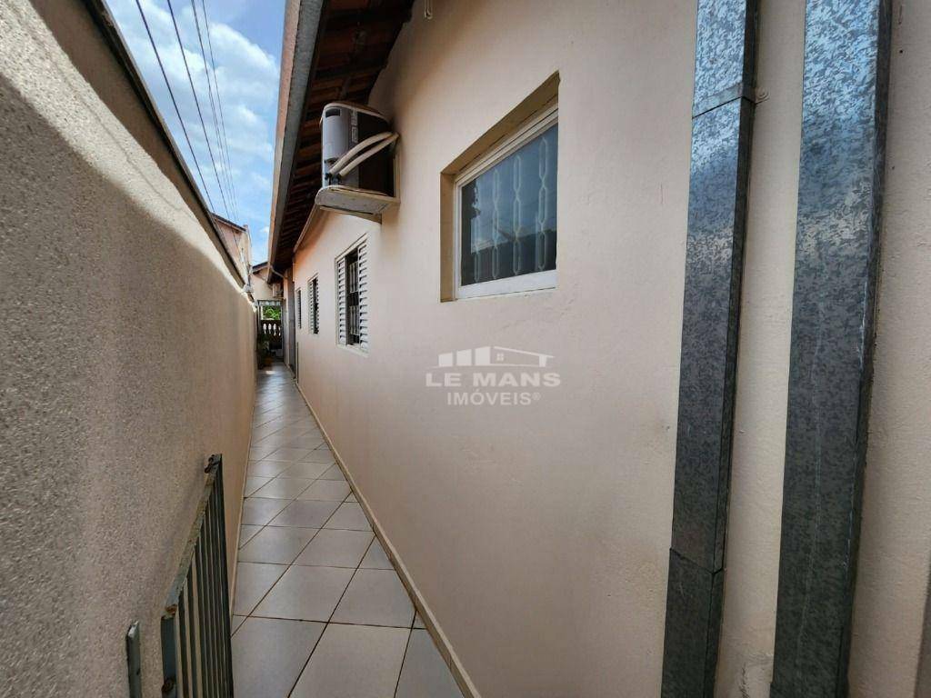 Casa à venda com 3 quartos, 122m² - Foto 14