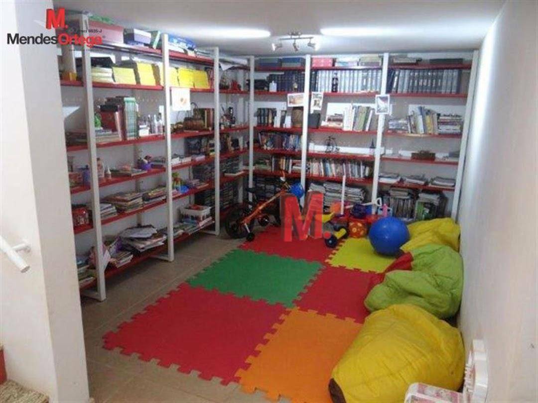 Chácara à venda com 5 quartos, 600m² - Foto 14