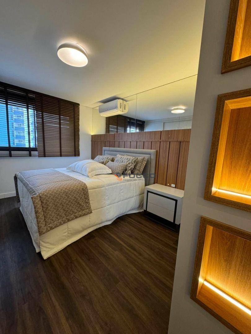 Apartamento à venda com 3 quartos, 134m² - Foto 3