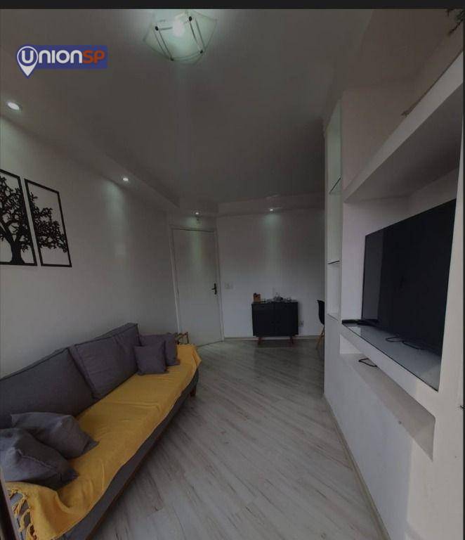 Apartamento à venda com 3 quartos, 71m² - Foto 2