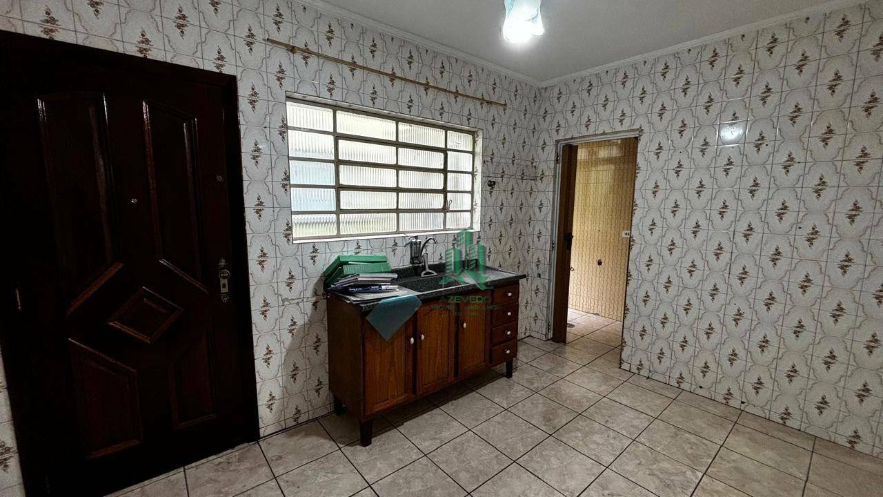 Apartamento para alugar com 2 quartos, 65m² - Foto 7