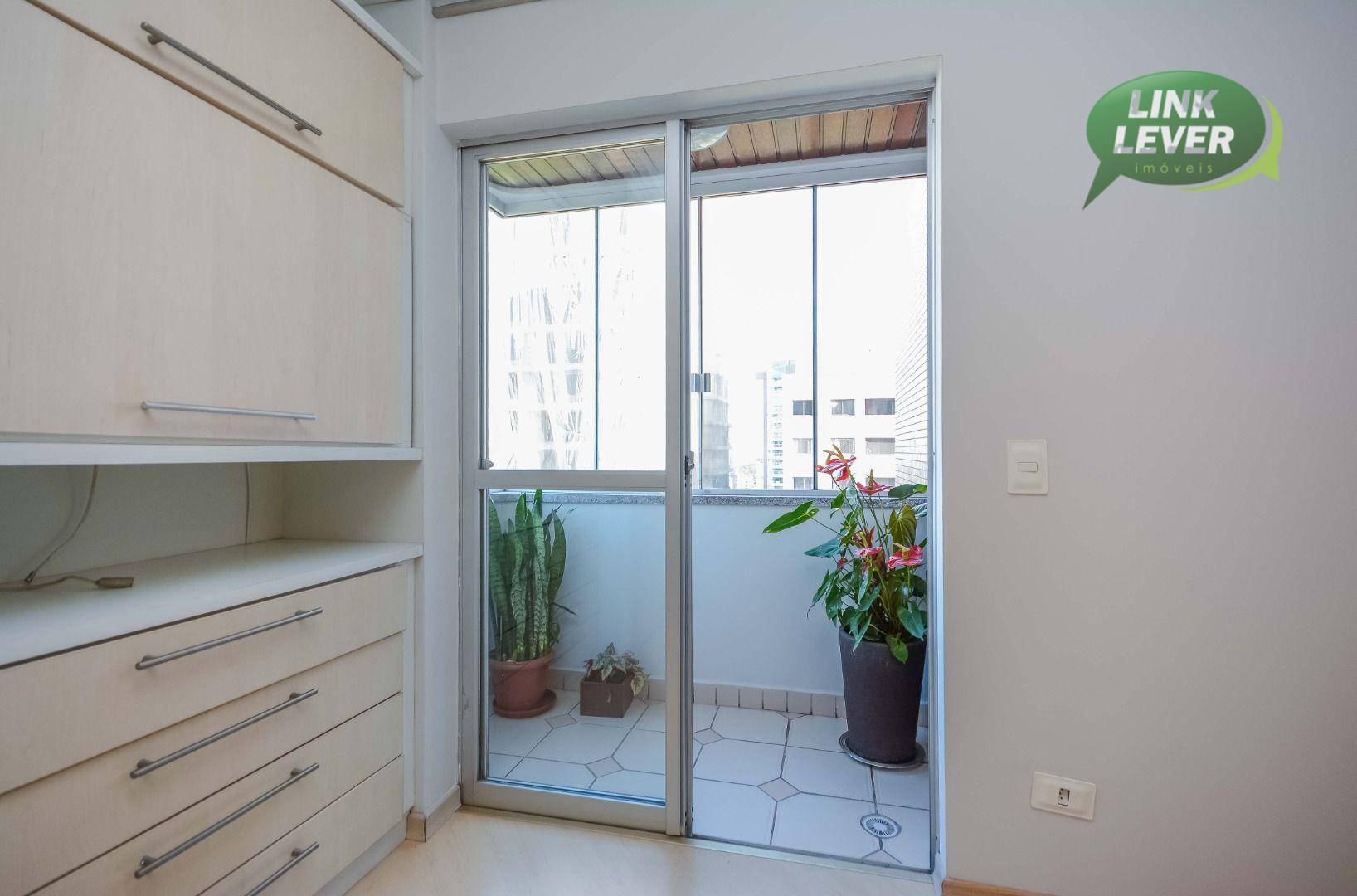 Apartamento à venda com 2 quartos, 99m² - Foto 19