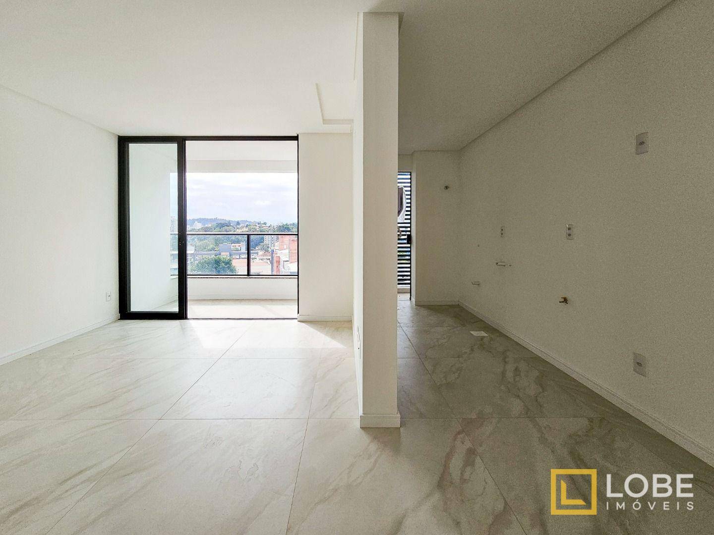 Apartamento à venda com 2 quartos, 68m² - Foto 4