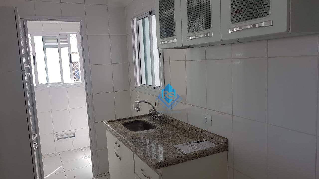 Apartamento à venda com 2 quartos, 70m² - Foto 8