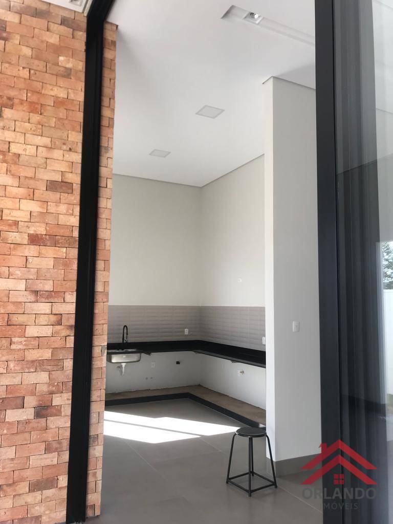 Casa de Condomínio à venda com 3 quartos, 213m² - Foto 4