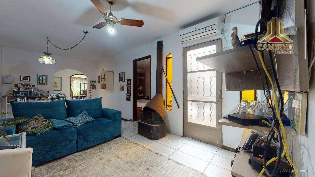 Casa à venda com 3 quartos, 260m² - Foto 4