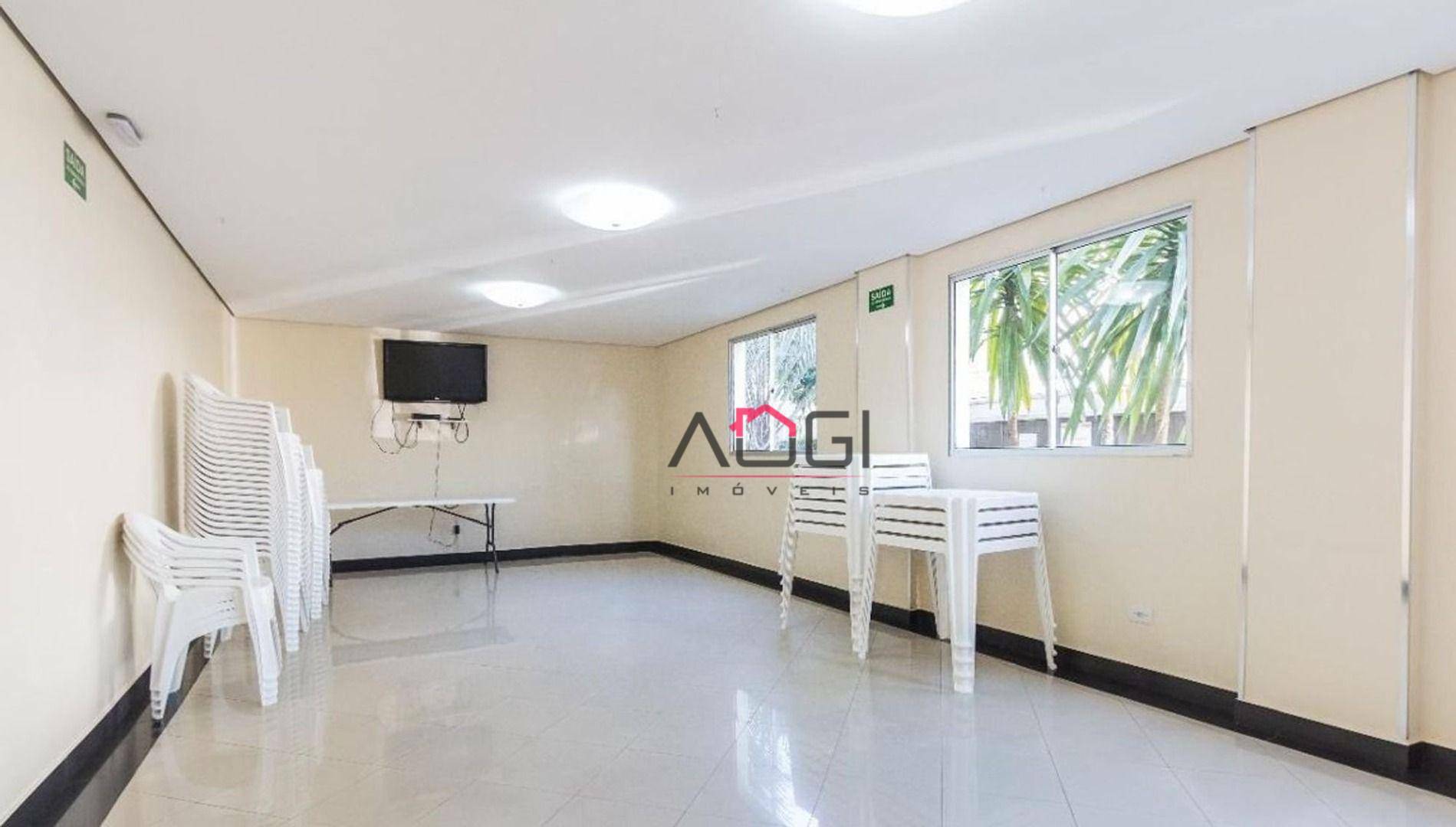 Apartamento à venda com 2 quartos, 44m² - Foto 21