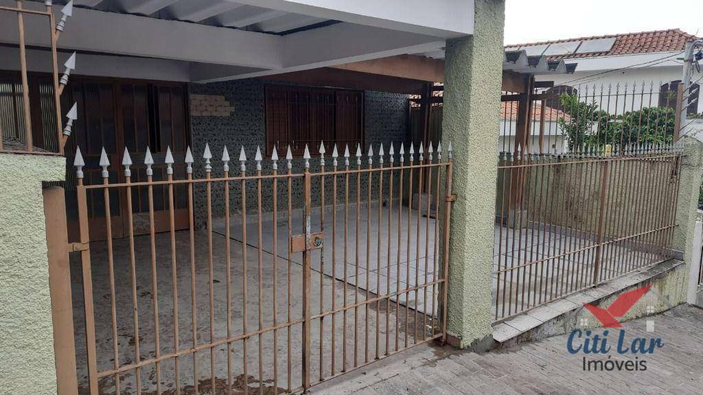 Casa para alugar com 3 quartos, 180m² - Foto 12