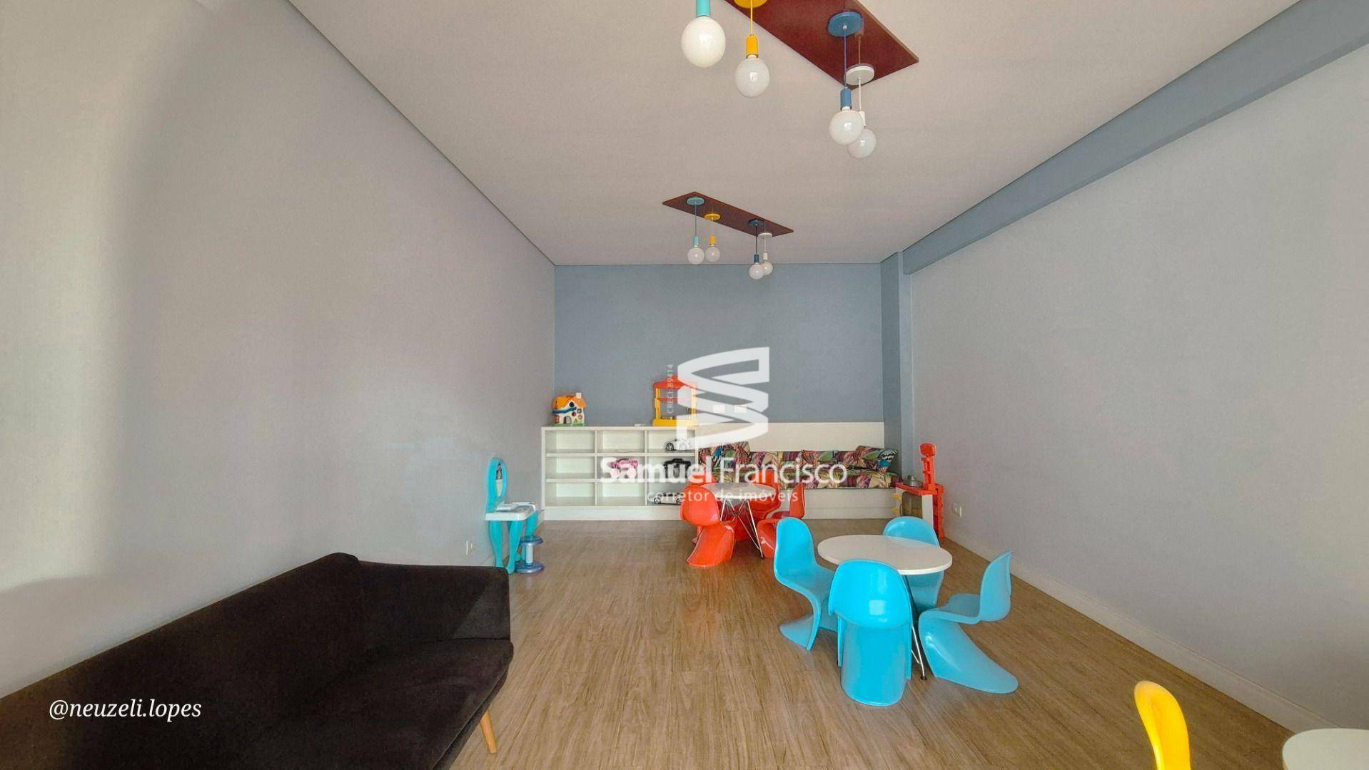 Apartamento à venda com 3 quartos, 253m² - Foto 2