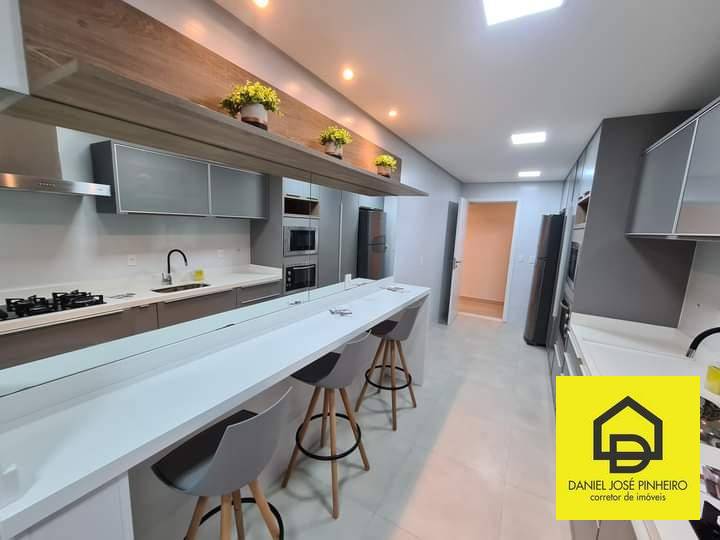 Apartamento à venda com 3 quartos, 125m² - Foto 7