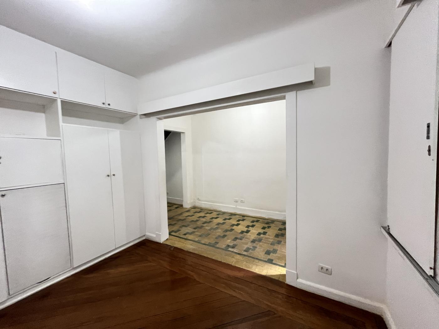 Prédio Inteiro para alugar com 2 quartos, 74m² - Foto 42