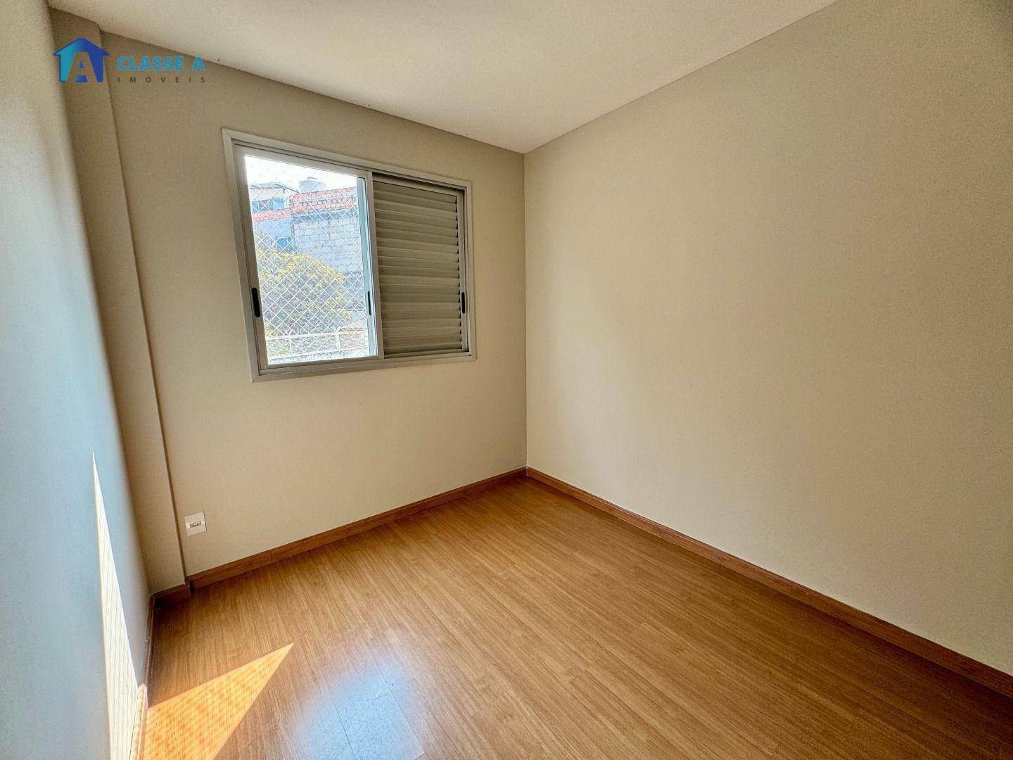 Apartamento à venda com 3 quartos, 90m² - Foto 10