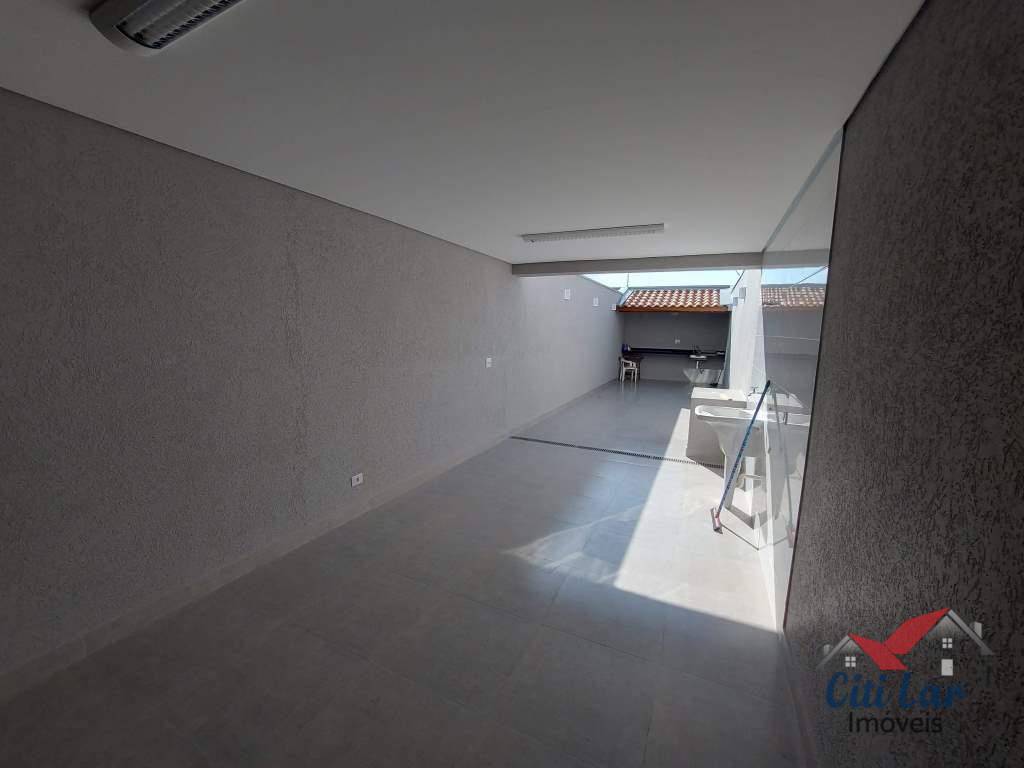 Sobrado à venda e aluguel com 3 quartos, 207m² - Foto 4