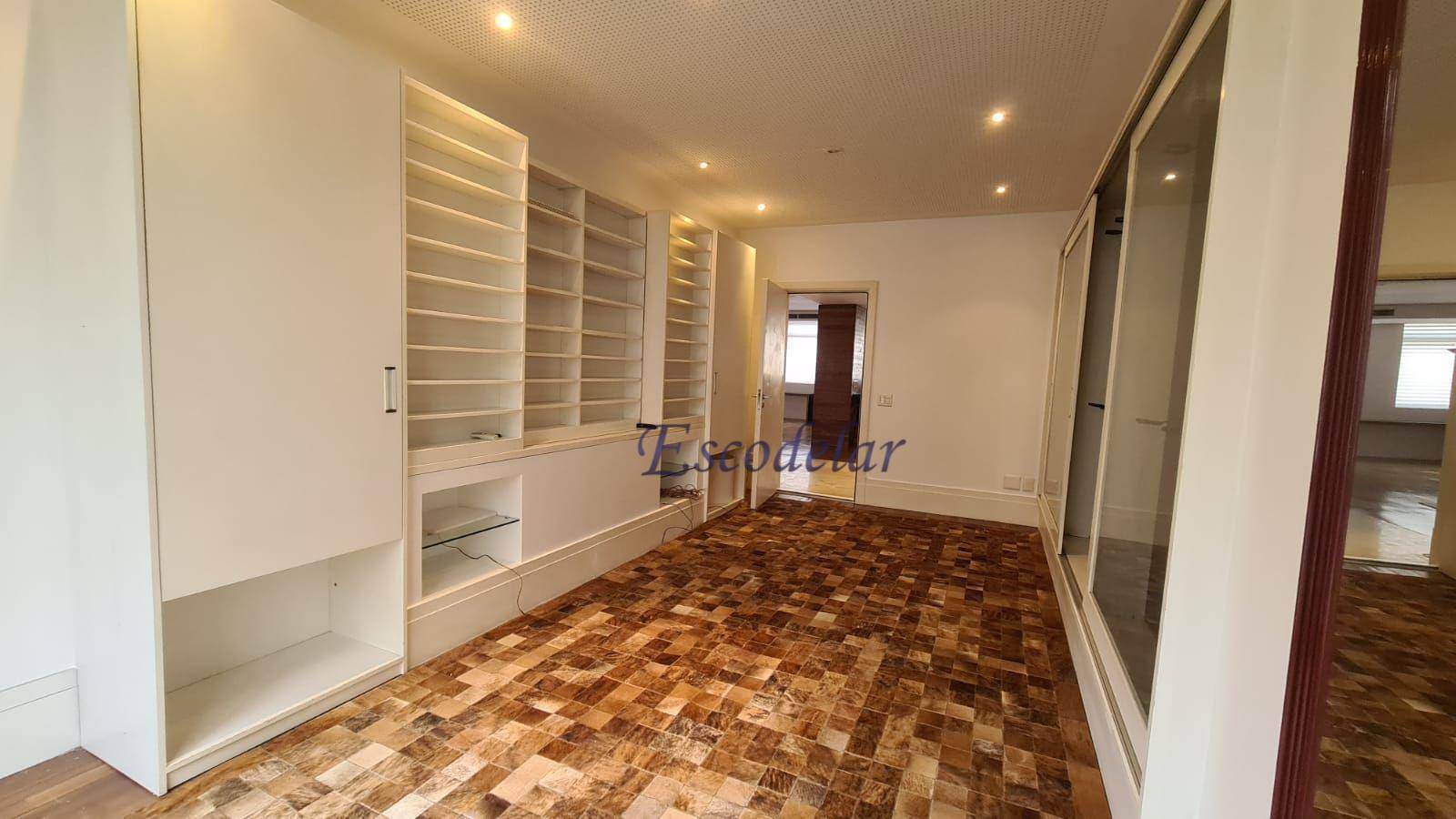 Apartamento para alugar com 3 quartos, 400m² - Foto 15