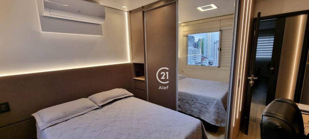 Apartamento à venda com 2 quartos, 73m² - Foto 11