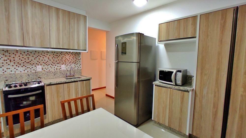 Apartamento à venda com 2 quartos, 82m² - Foto 21