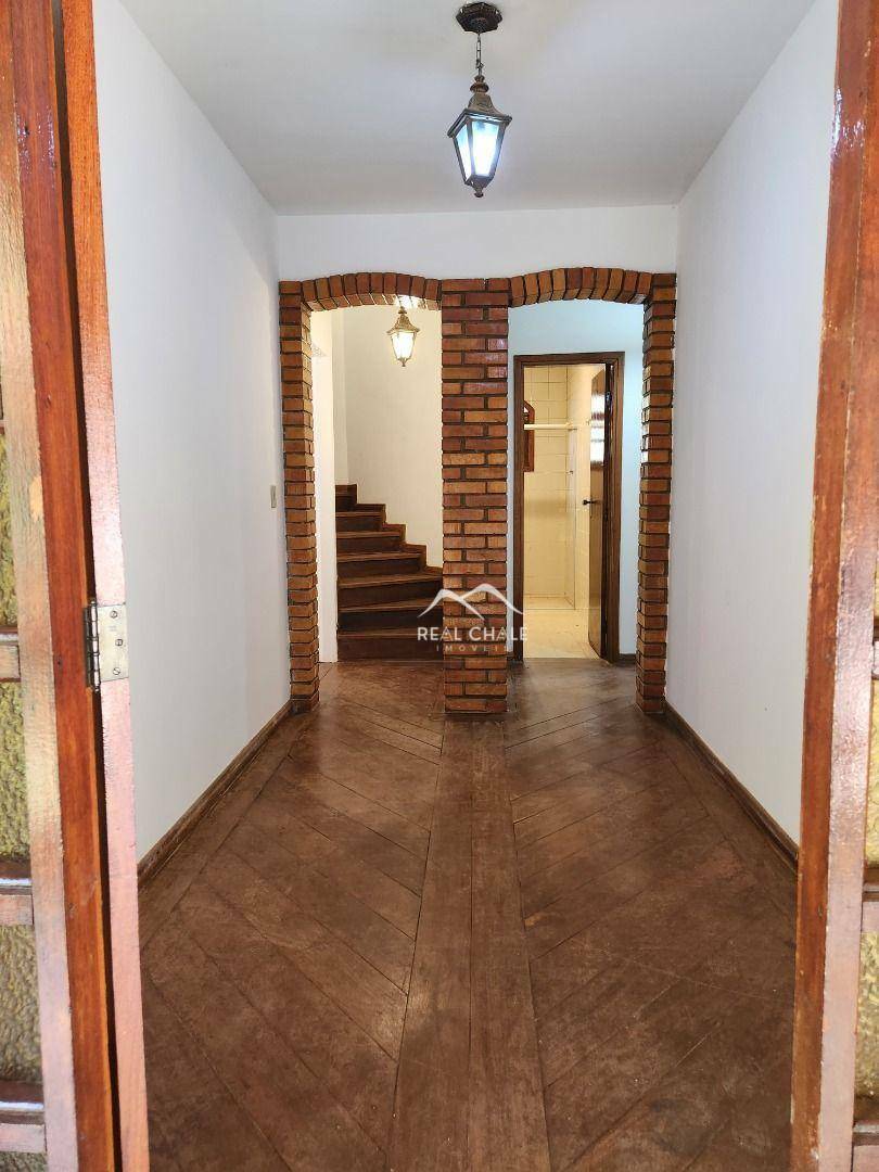 Casa de Condomínio à venda com 3 quartos, 220m² - Foto 8