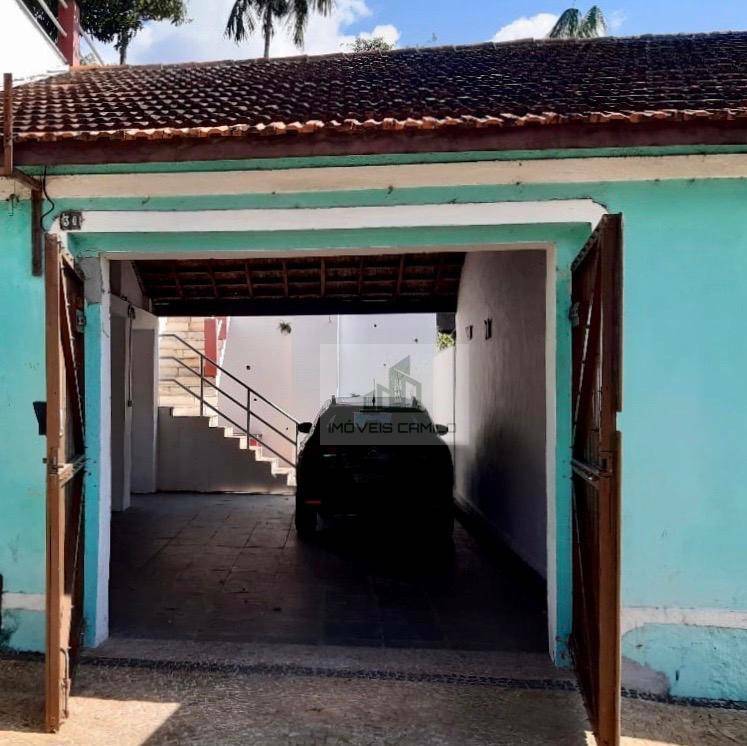 Casa à venda com 3 quartos, 370m² - Foto 2