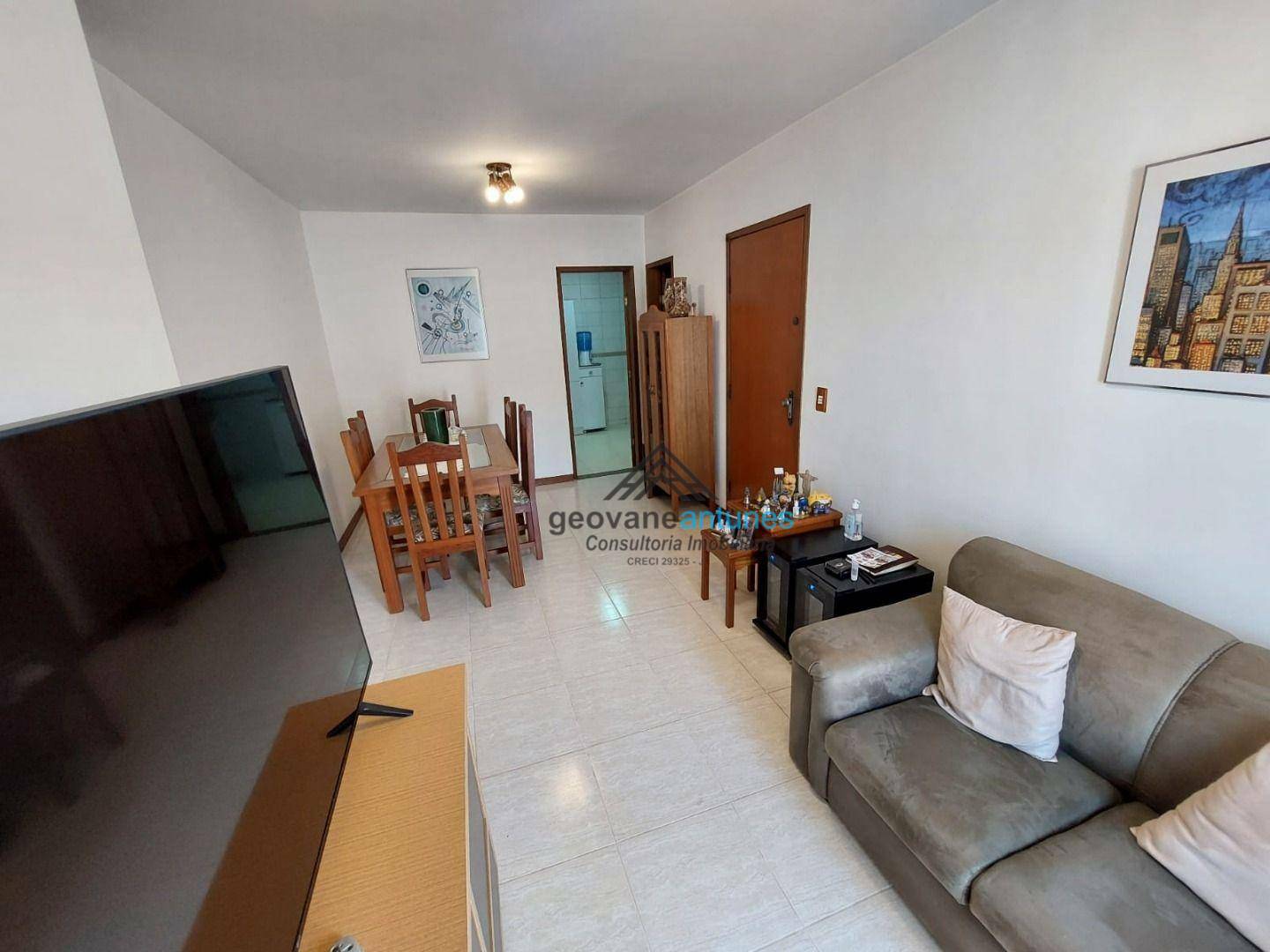 Apartamento à venda com 2 quartos, 63m² - Foto 4