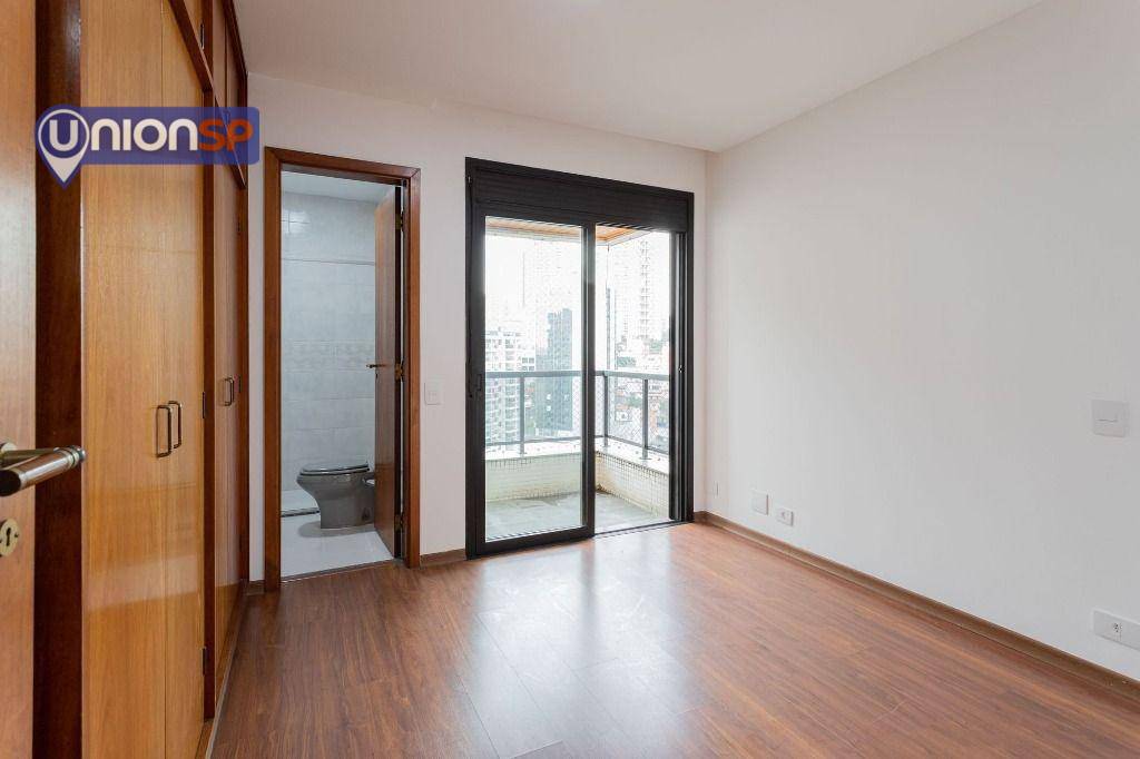 Apartamento à venda com 3 quartos, 184m² - Foto 17