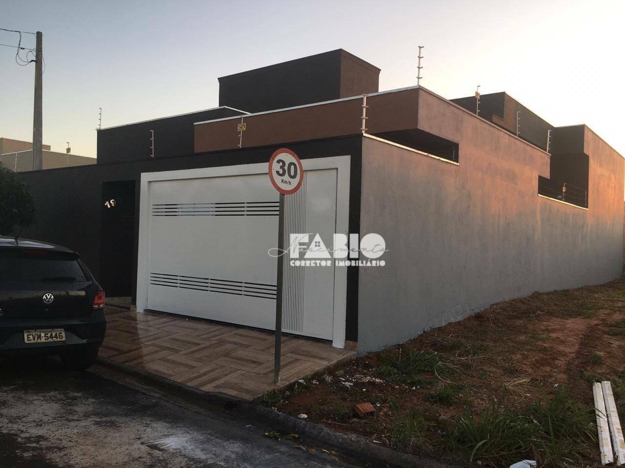 Casa à venda com 3 quartos, 200m² - Foto 3