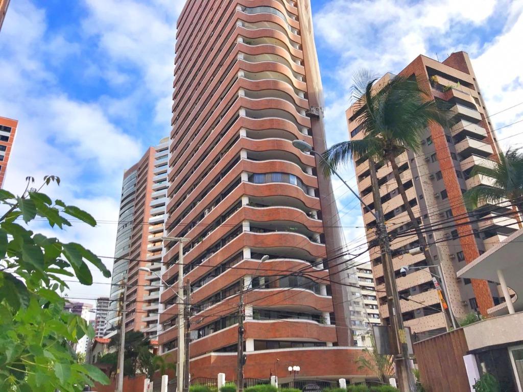 Apartamento à venda com 4 quartos, 275m² - Foto 35