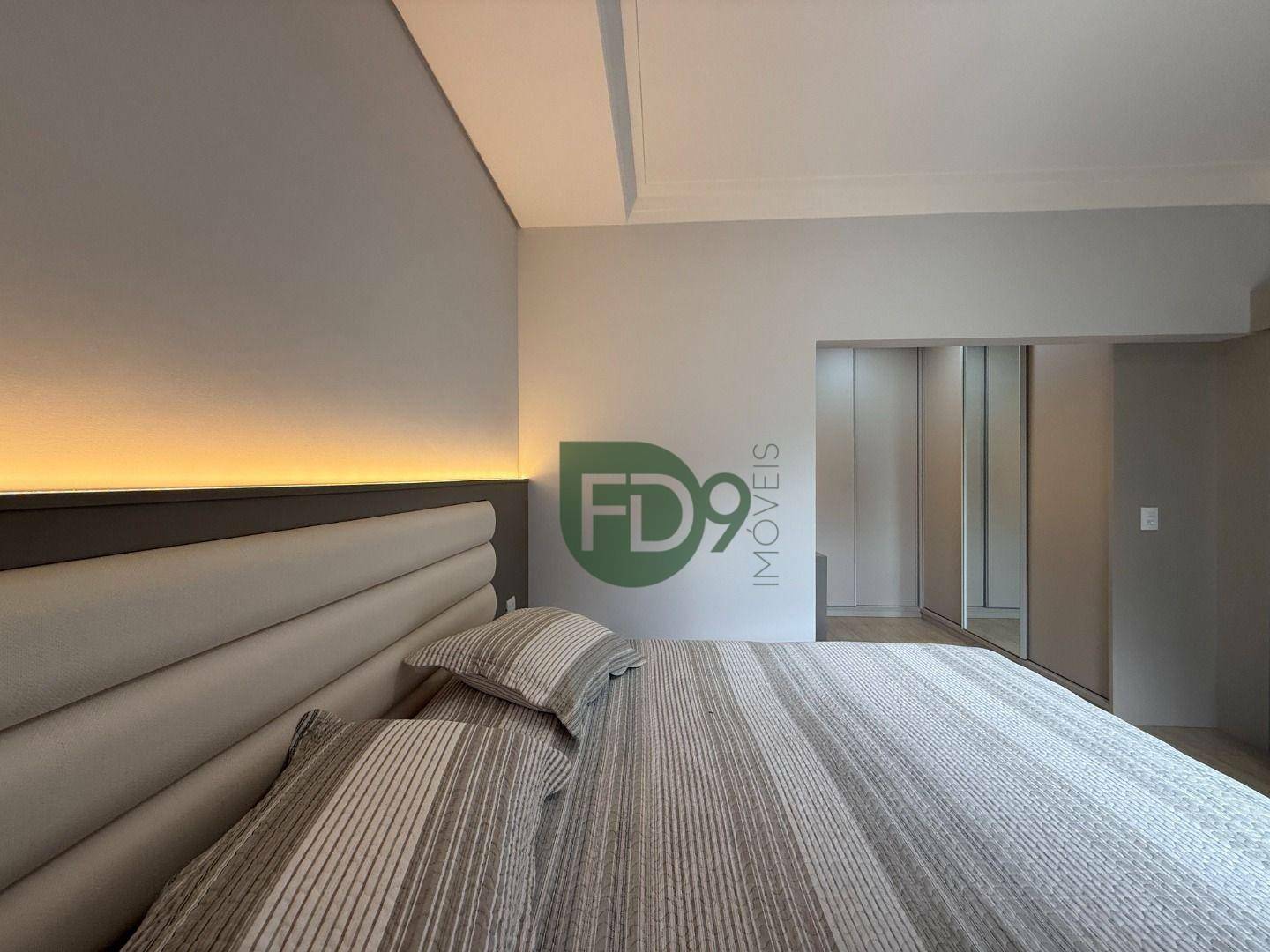 Casa à venda com 3 quartos, 225m² - Foto 41