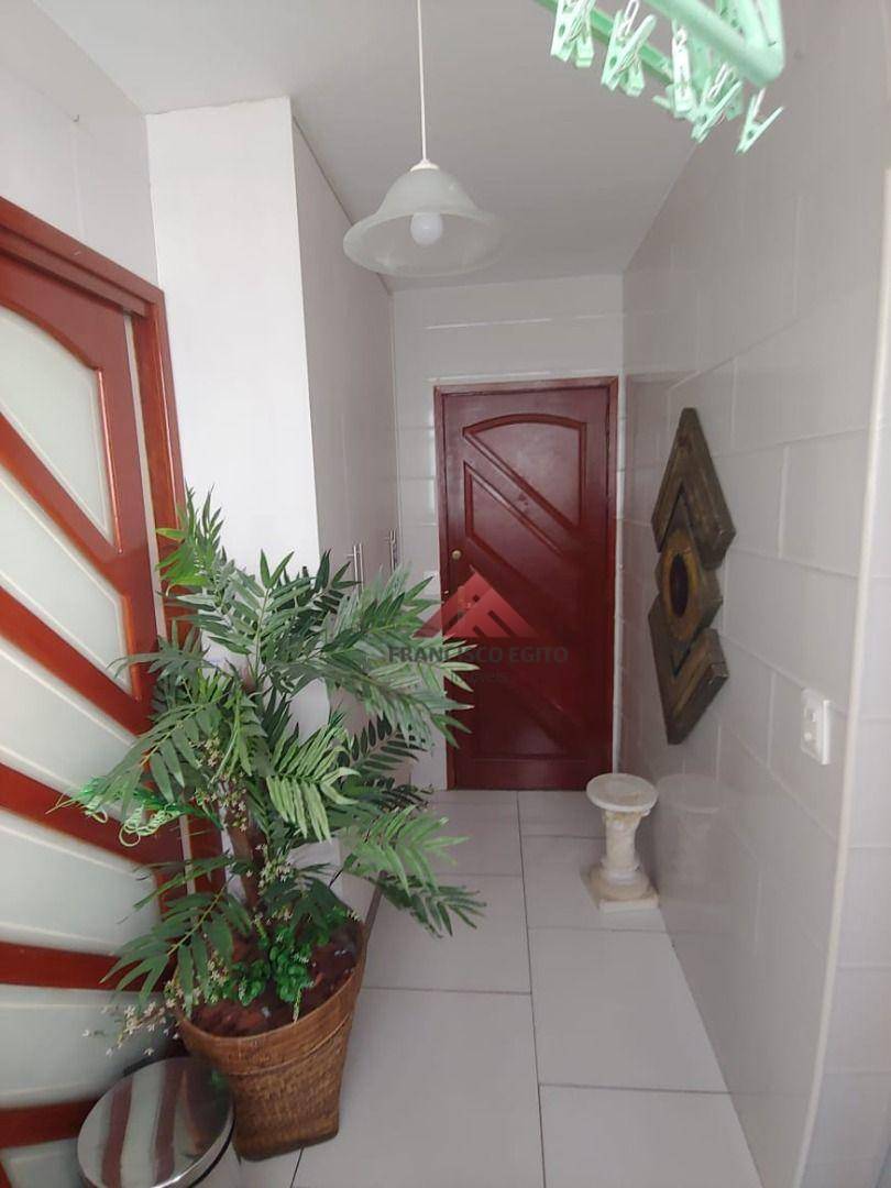 Apartamento à venda com 3 quartos, 98m² - Foto 17