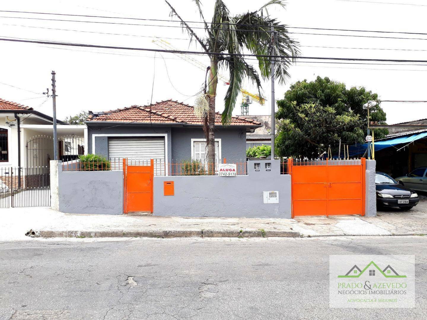 Casa à venda com 2 quartos, 217m² - Foto 1