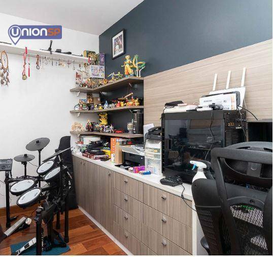 Apartamento à venda com 3 quartos, 141m² - Foto 7