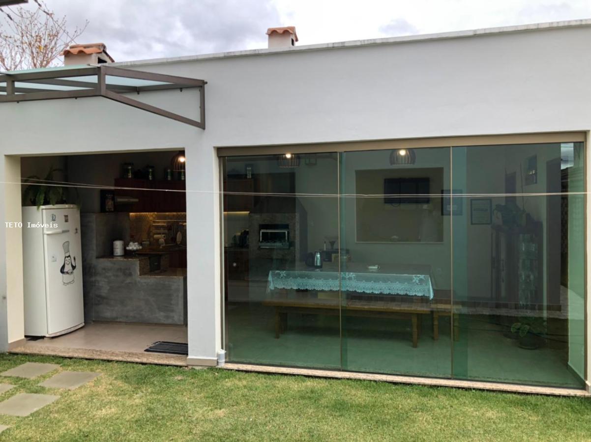 Casa à venda com 3 quartos, 345m² - Foto 21