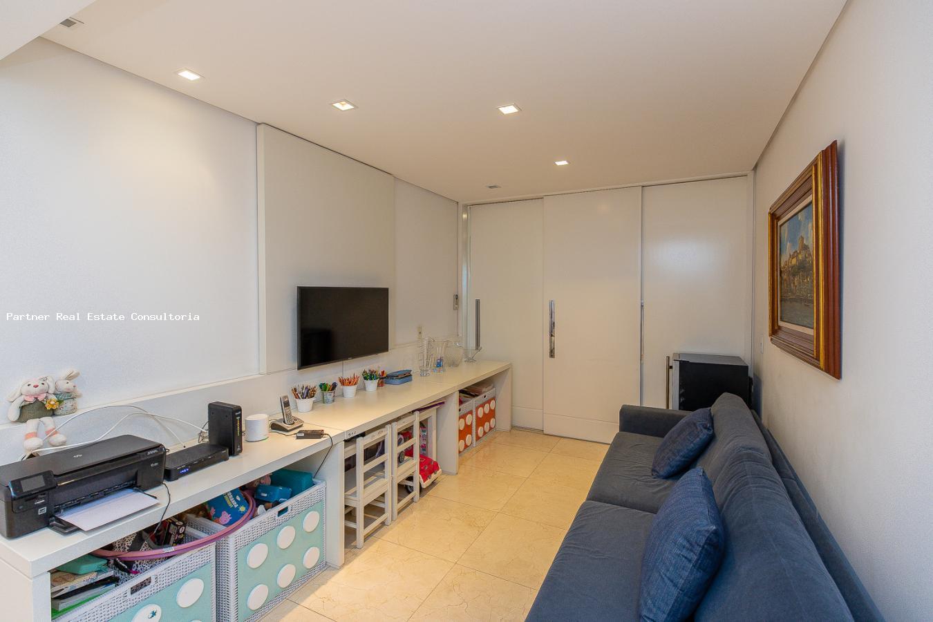 Apartamento à venda com 4 quartos, 240m² - Foto 37