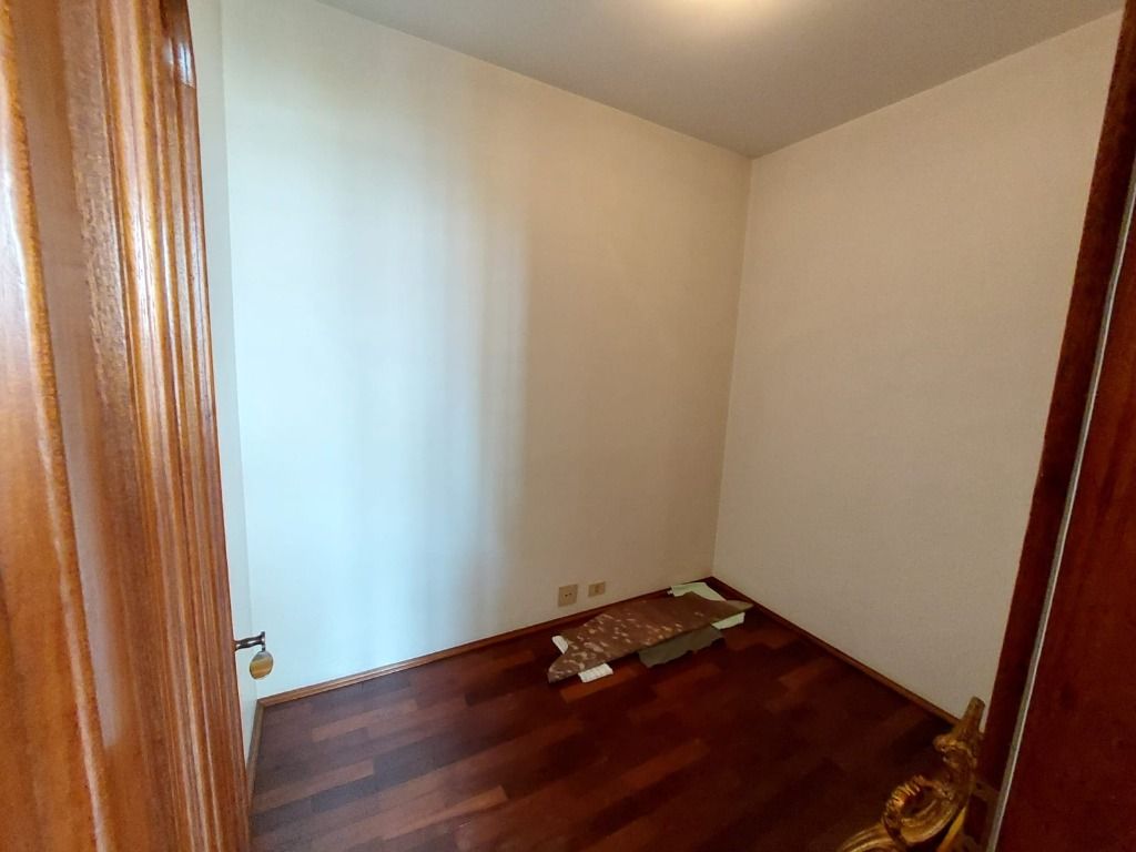 Apartamento para alugar com 4 quartos, 465m² - Foto 57