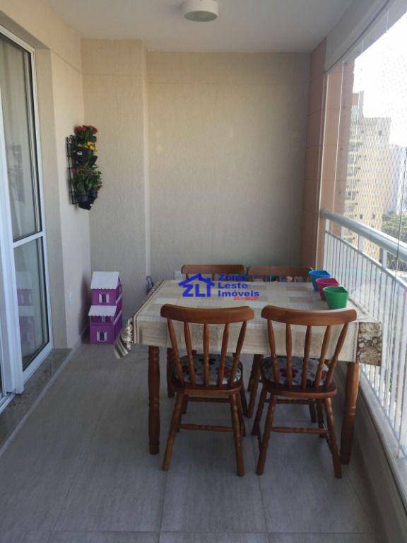 Apartamento à venda com 3 quartos, 93m² - Foto 1