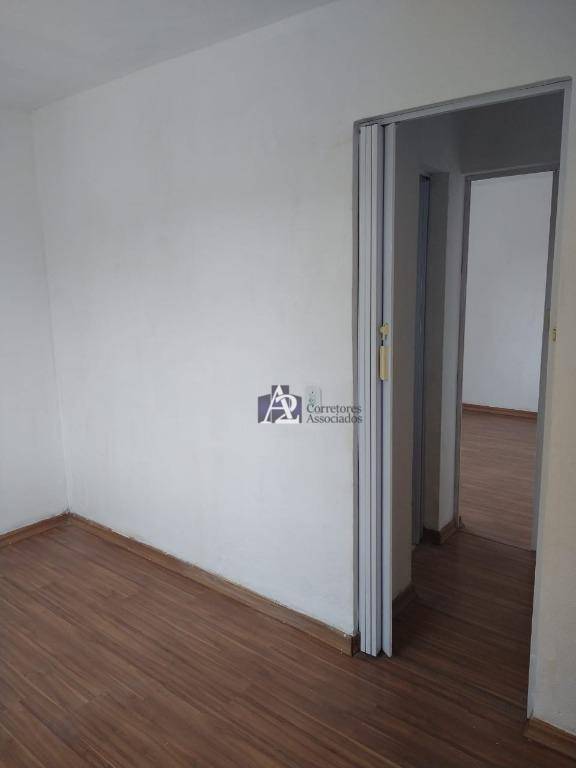 Apartamento à venda com 2 quartos, 60m² - Foto 9