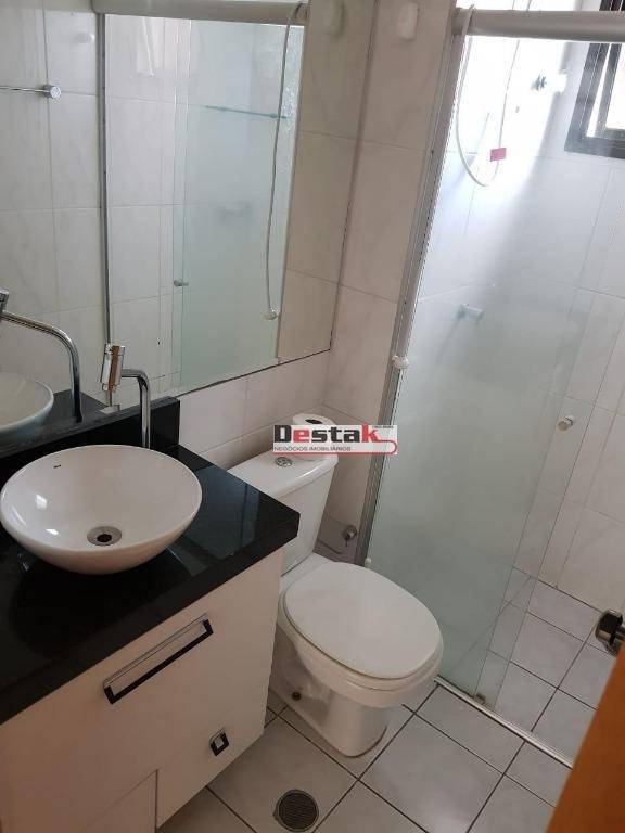 Apartamento à venda com 2 quartos, 64m² - Foto 10