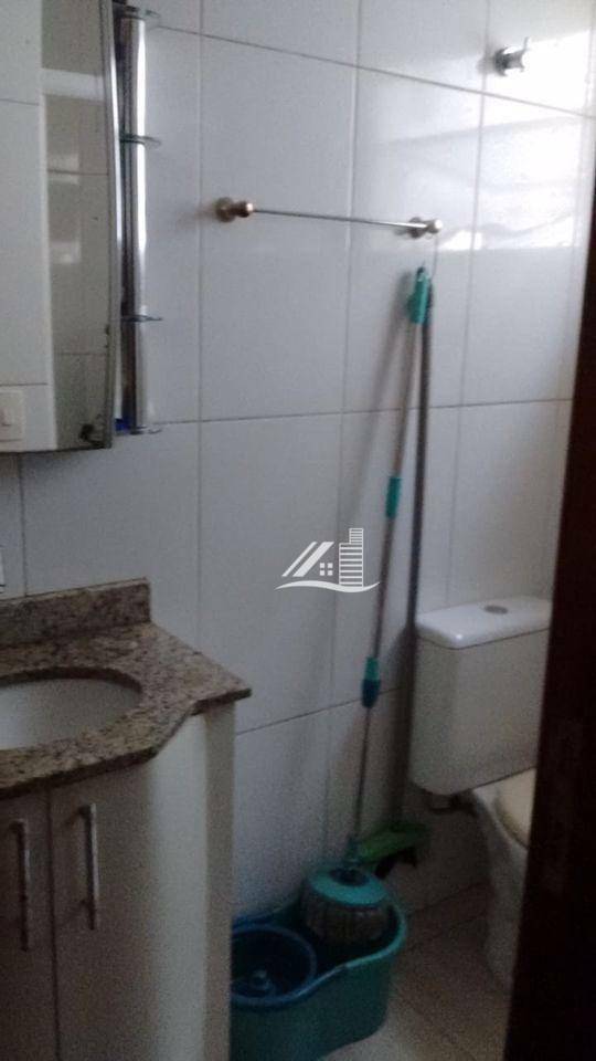 Apartamento à venda com 3 quartos, 90m² - Foto 11